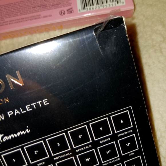 *SEALED* Revolution Emily Edit The Needs & Tammi X Tropical Carnival Palettes - Picture 7 of 12
